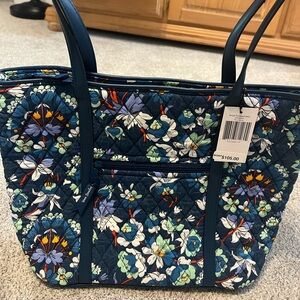 Vera Bradley flower burst purse